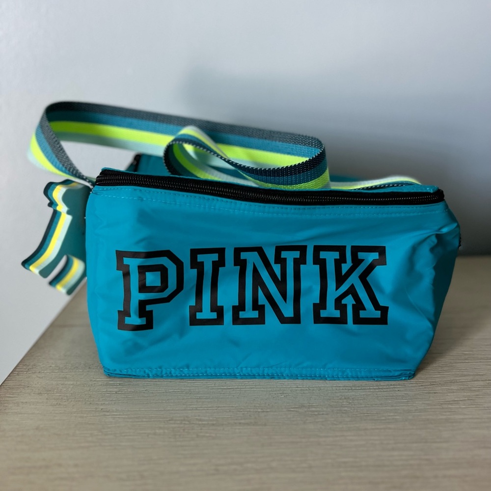 PINK Victoria’s Secret lunchbox